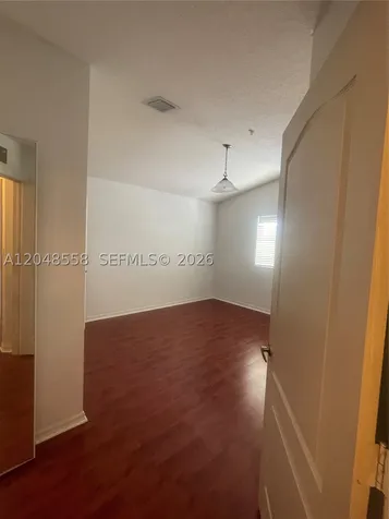 8814 W Flagler Street Miami FL 33174