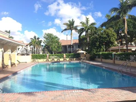 8814 W Flagler Street Miami FL 33174