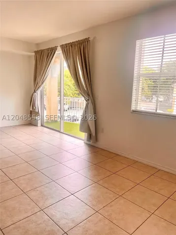 8814 W Flagler Street Miami FL 33174
