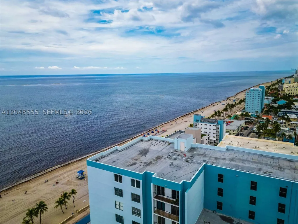 322 SE Buchanan Street Hollywood FL 33019