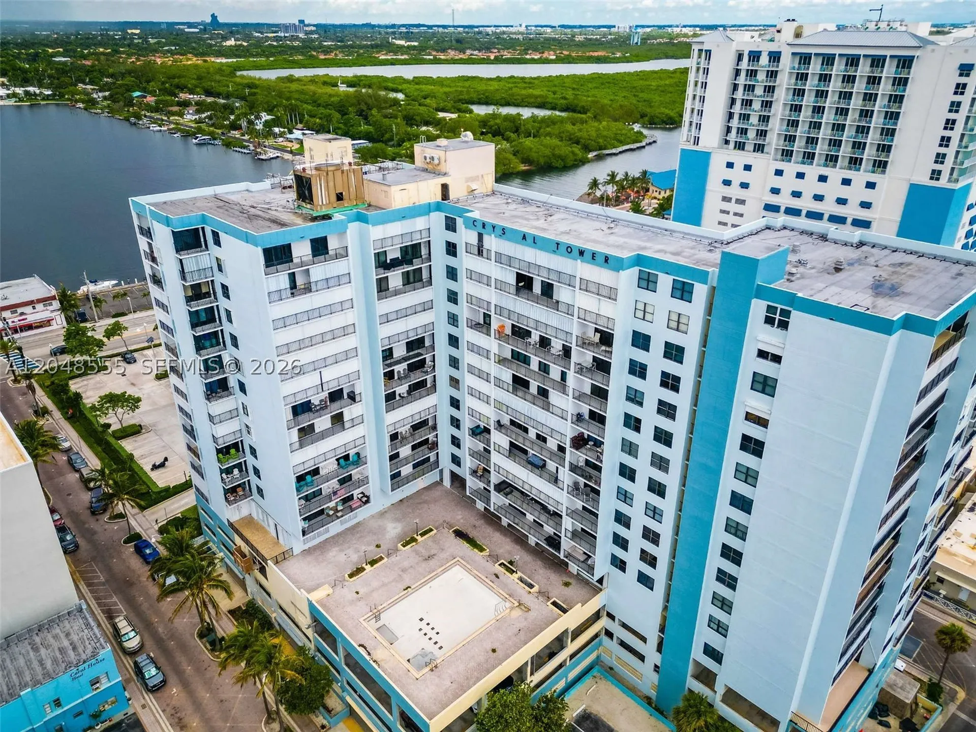 322 SE Buchanan Street Hollywood FL 33019