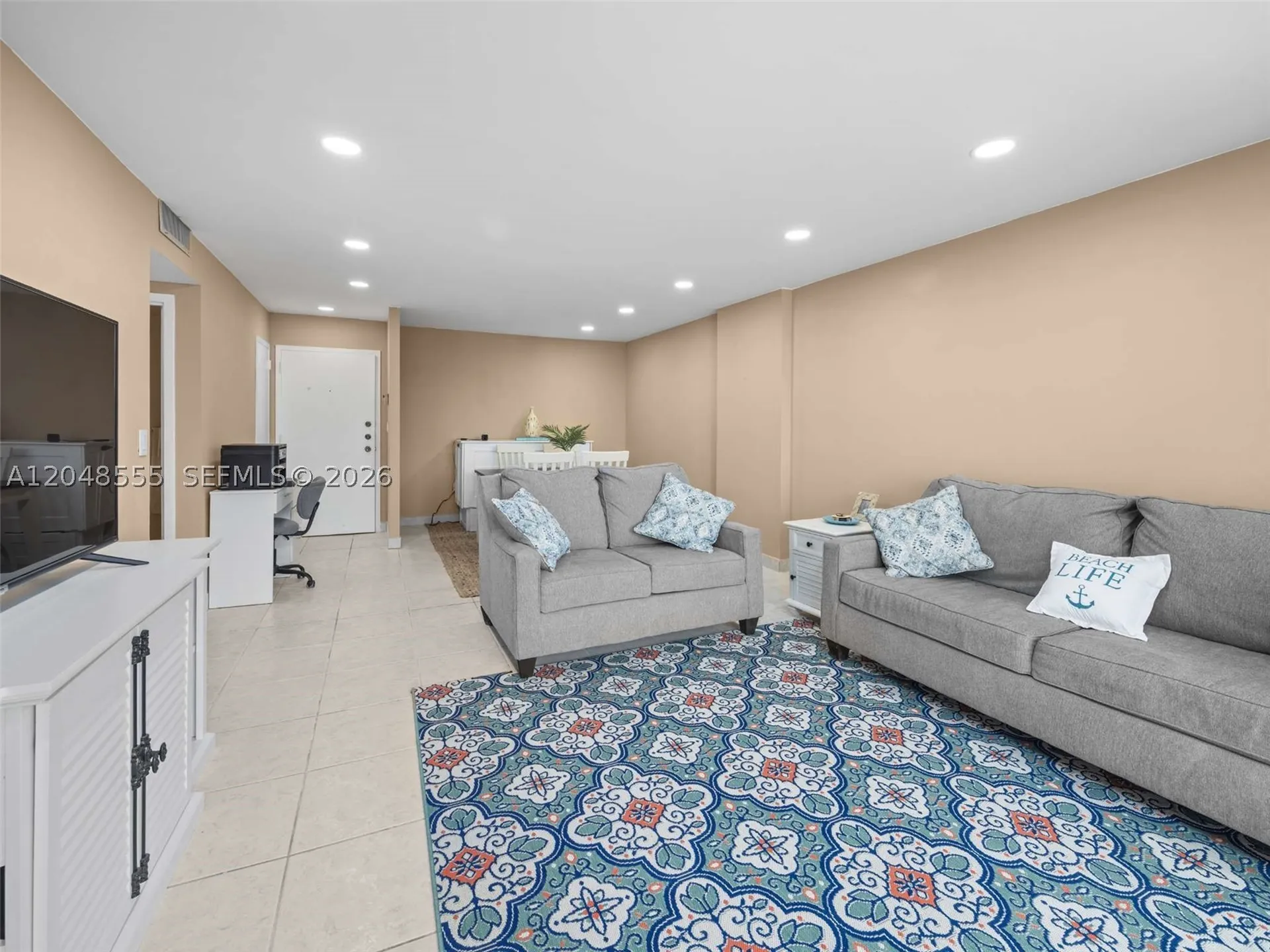322 SE Buchanan Street Hollywood FL 33019