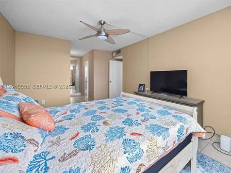 322 SE Buchanan Street Hollywood FL 33019