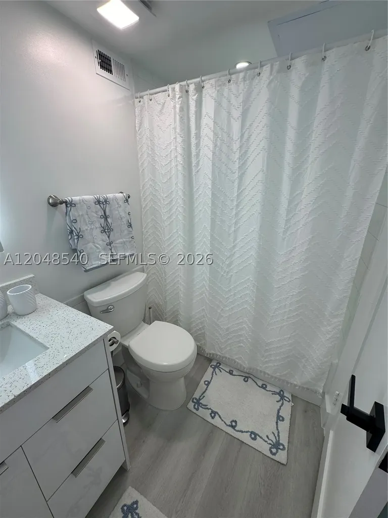 2501 S Ocean Drive Hollywood FL 33019