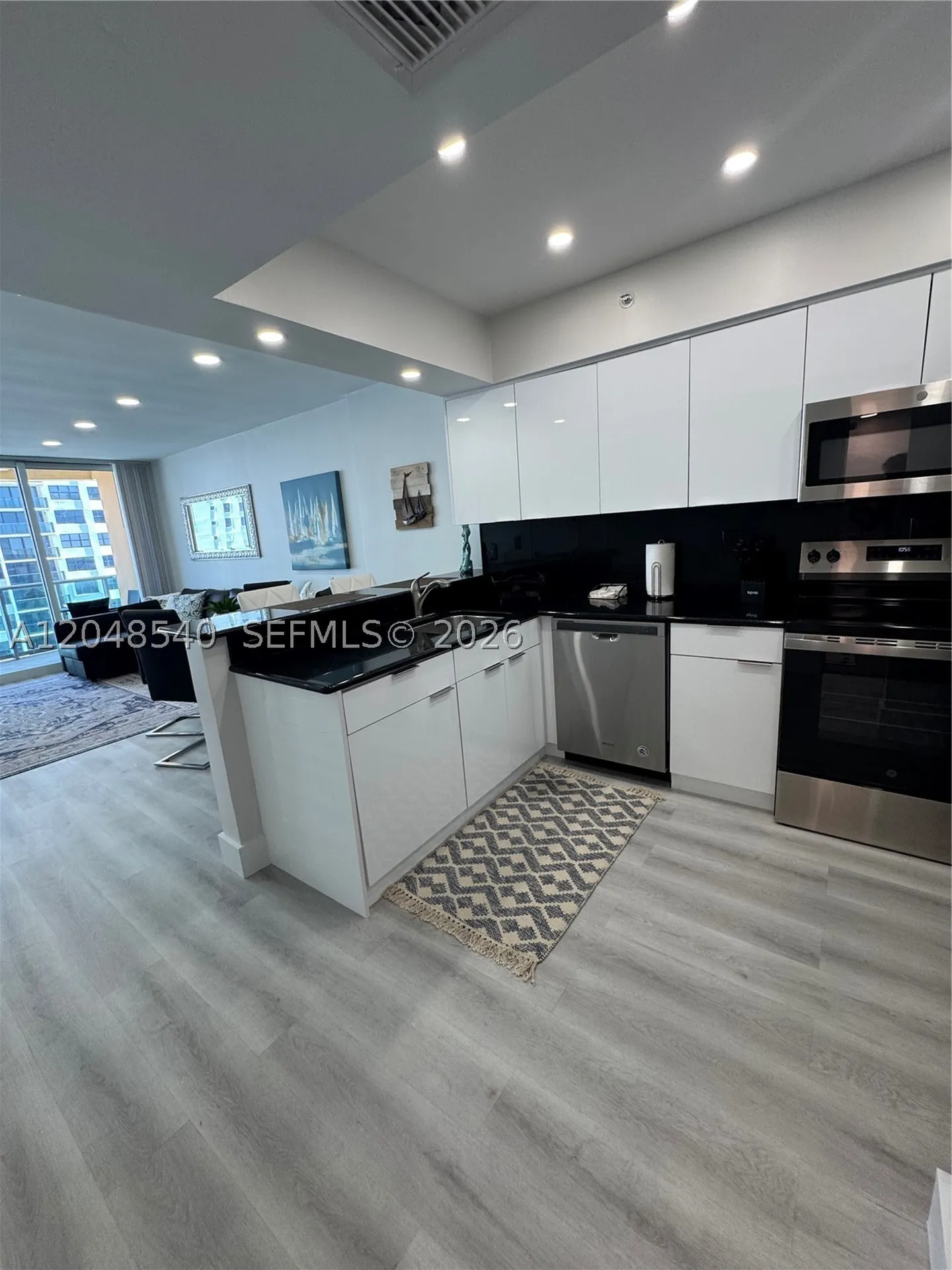 2501 S Ocean Drive Hollywood FL 33019