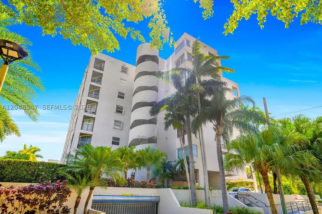 2400 SW 3rd Avenue Miami FL 33129