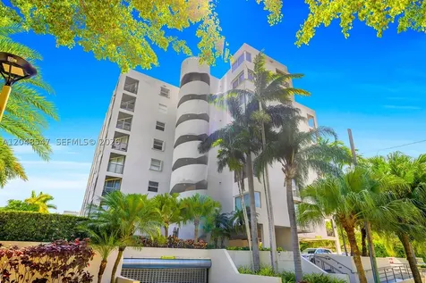 2400 SW 3rd Avenue Miami FL 33129