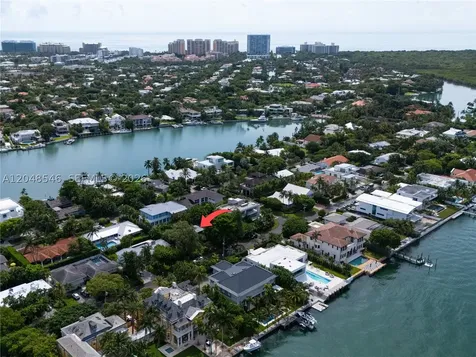 651 S Mashta Drive Key Biscayne FL 33149