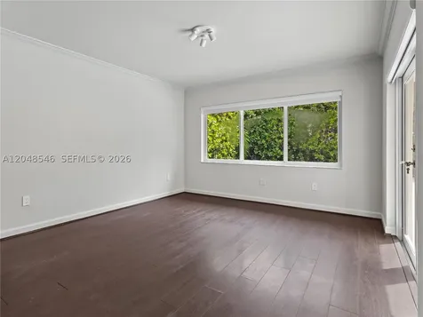 651 S Mashta Drive Key Biscayne FL 33149