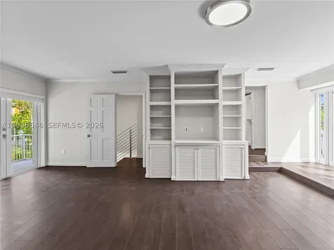 651 S Mashta Drive Key Biscayne FL 33149