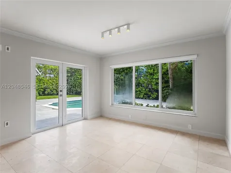 651 S Mashta Drive Key Biscayne FL 33149