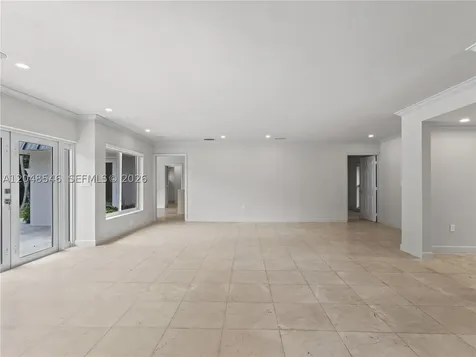 651 S Mashta Drive Key Biscayne FL 33149
