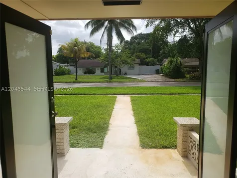 510 SW 70th Avenue Pembroke Pines FL 33023