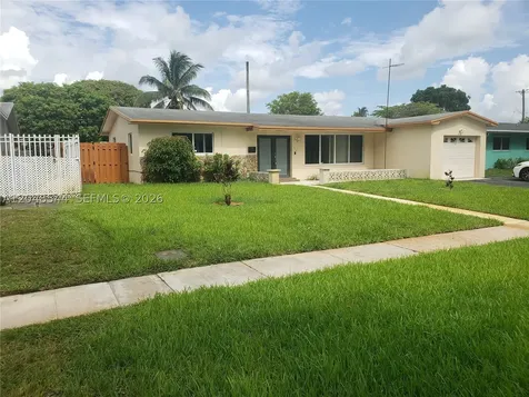 510 SW 70th Avenue Pembroke Pines FL 33023