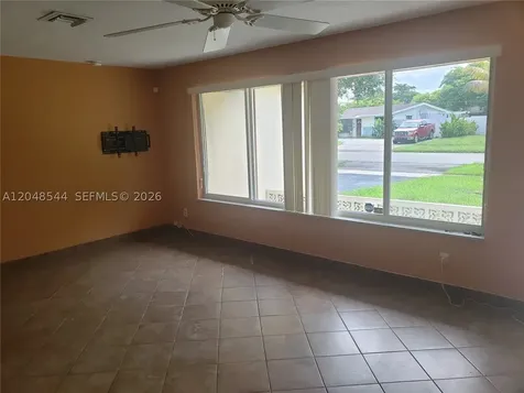 510 SW 70th Avenue Pembroke Pines FL 33023