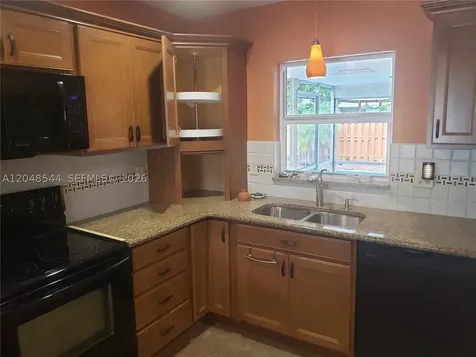 510 SW 70th Avenue Pembroke Pines FL 33023