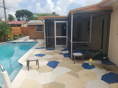 510 SW 70th Avenue Pembroke Pines FL 33023