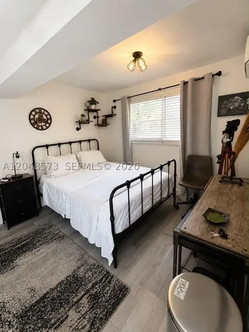 2032 NE 26th Street Wilton Manors FL 33305