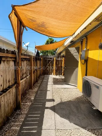 2032 NE 26th Street Wilton Manors FL 33305