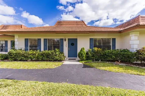 7032 SW 23rd Street Davie FL 33317