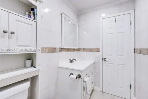 7032 SW 23rd Street Davie FL 33317