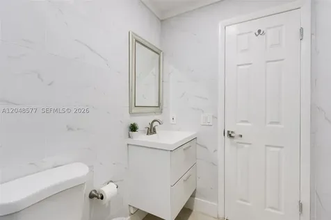 7032 SW 23rd Street Davie FL 33317