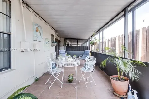 7032 SW 23rd Street Davie FL 33317