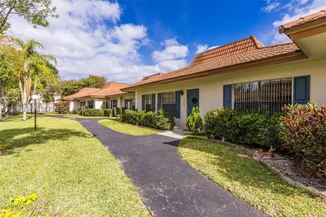 7032 SW 23rd Street Davie FL 33317