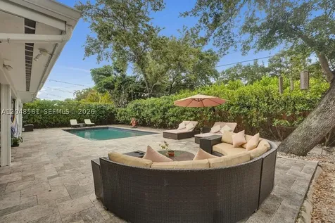 2220 NE 204th Street Miami FL 33180