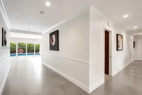 2220 NE 204th Street Miami FL 33180