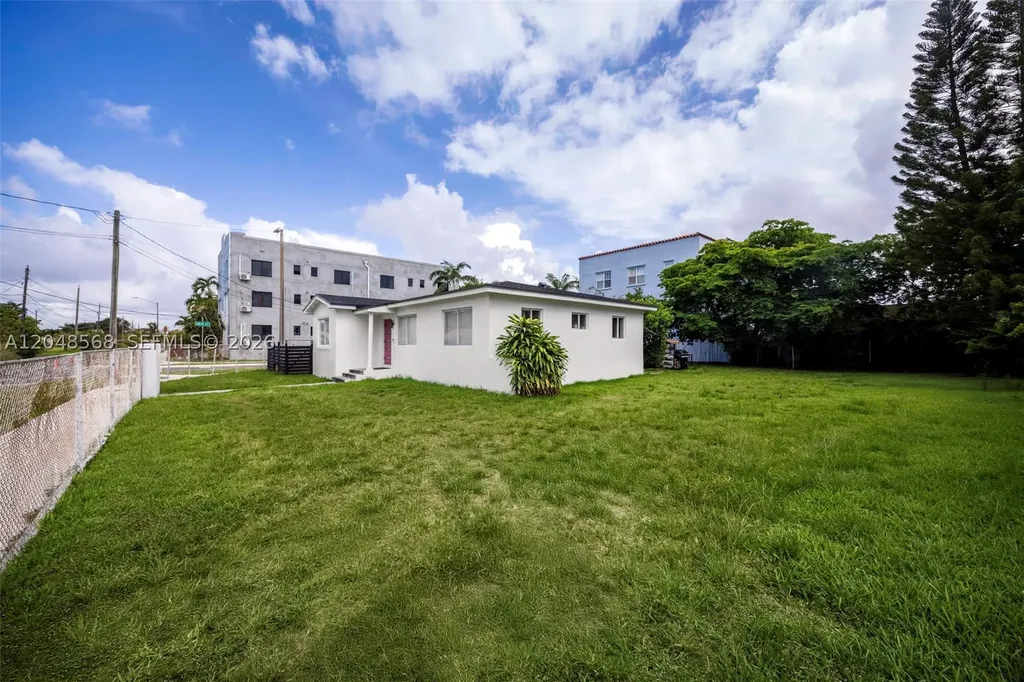 0-2939 SW 5th Street Miami FL 33135