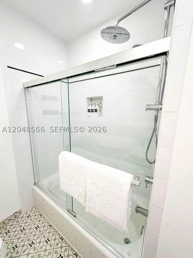 1255 Jackson Street Hollywood FL 33019