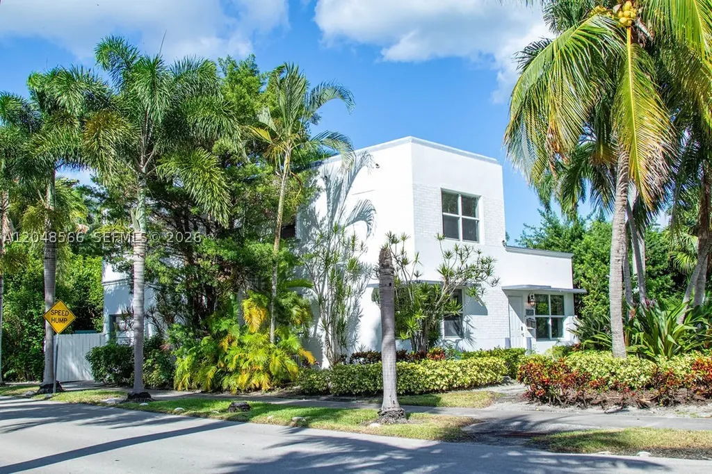 1255 Jackson Street Hollywood FL 33019