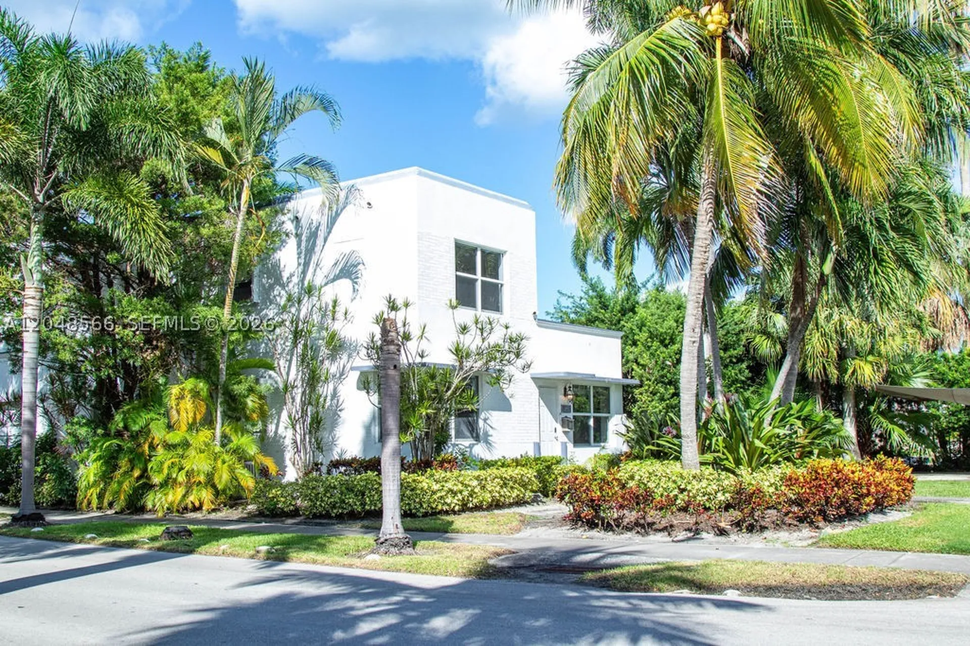 1255 Jackson Street Hollywood FL 33019