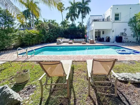 1255 Jackson Street Hollywood FL 33019
