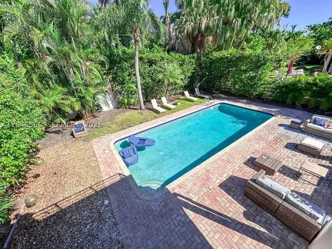 1255 Jackson Street Hollywood FL 33019