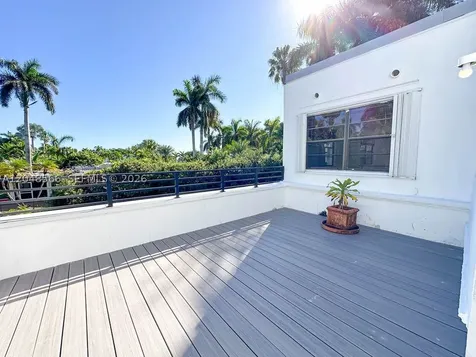1255 Jackson Street Hollywood FL 33019