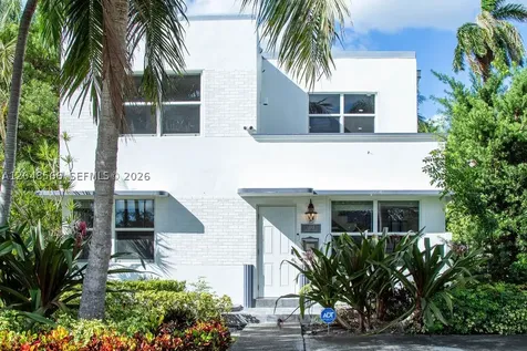 1255 Jackson Street Hollywood FL 33019
