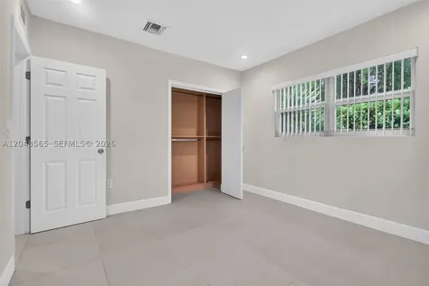 12800 NE 11th Avenue North Miami FL 33161