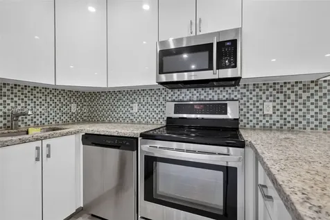 12800 NE 11th Avenue North Miami FL 33161