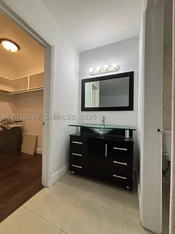 1860 Venice Park Drive North Miami FL 33181