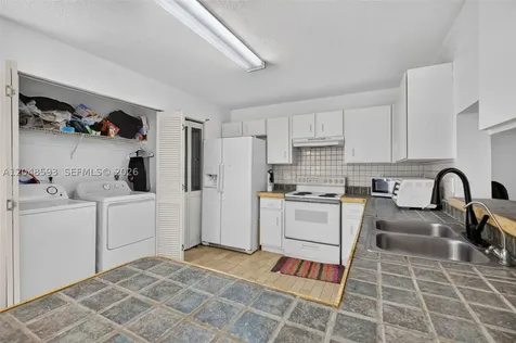 3835 NW 122nd Terrace Sunrise FL 33323