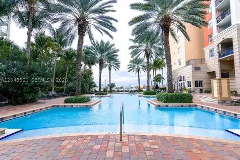 17145 N Bay Road Sunny Isles Beach FL 33160