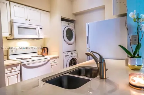 17145 N Bay Road Sunny Isles Beach FL 33160