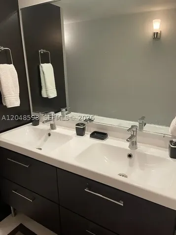 5701 Collins Avenue Miami Beach FL 33140
