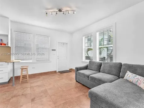 935 Meridian Avenue Miami Beach FL 33139