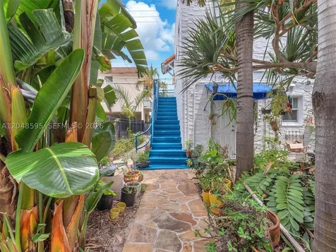 935 Meridian Avenue Miami Beach FL 33139