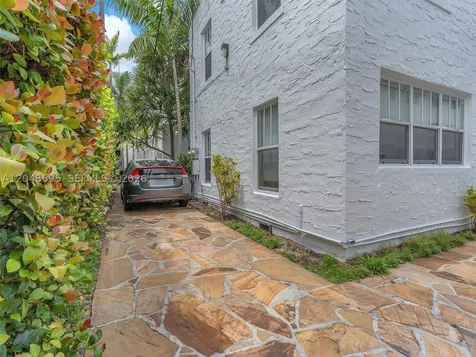 935 Meridian Avenue Miami Beach FL 33139