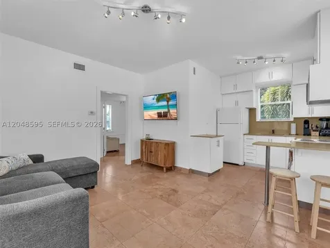 935 Meridian Avenue Miami Beach FL 33139