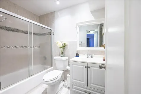 2811 N Pine Island Road Sunrise FL 33322
